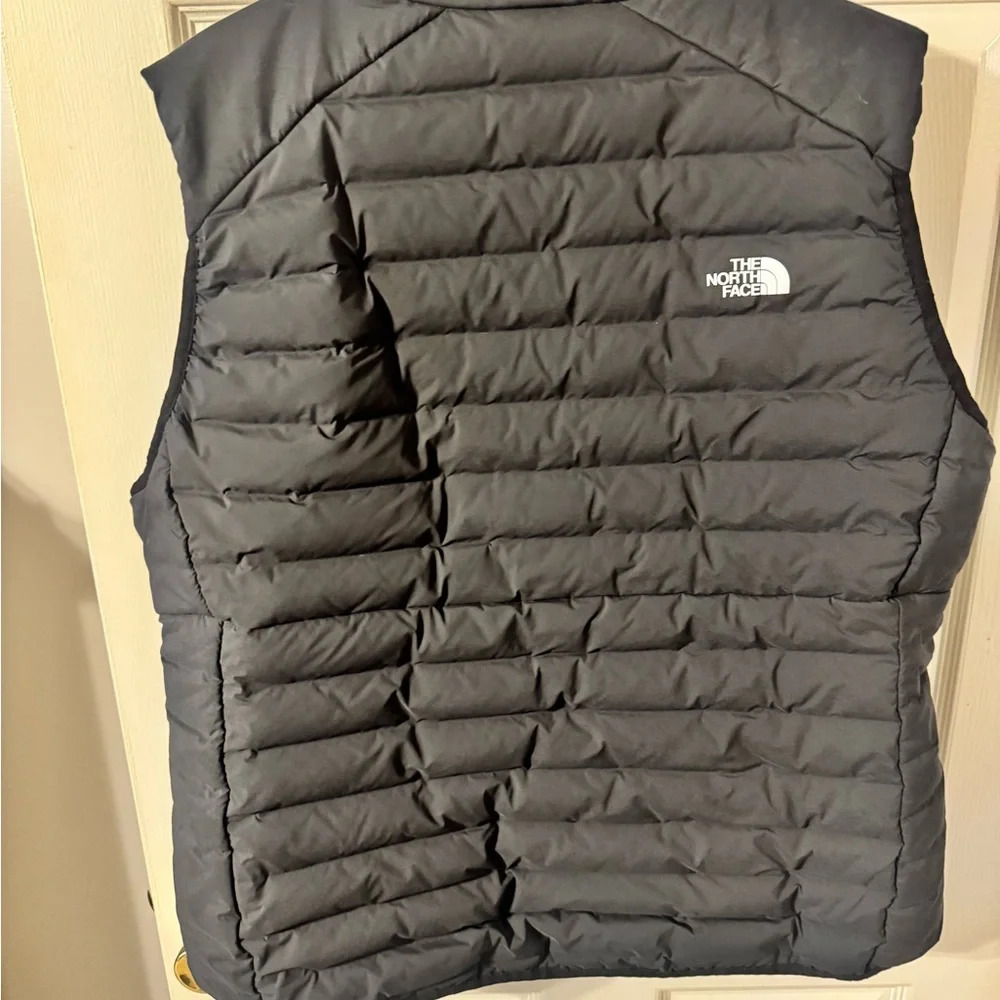 THE NORTH FACE Women's Belleview Stretch Down Vest - Picture 3 of 5